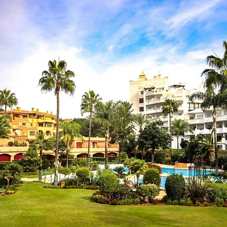 Riviera Andaluza * Εστεπόνα